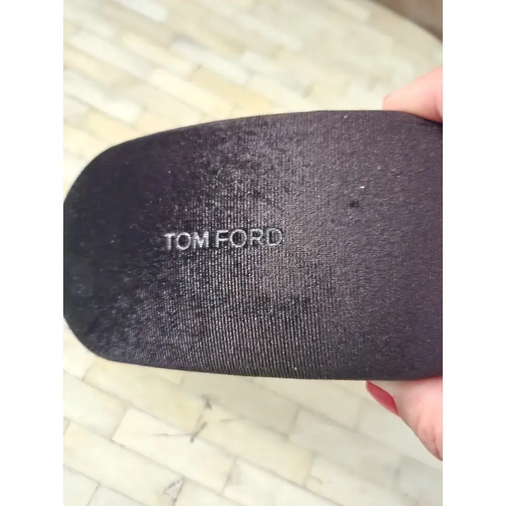 Tom Ford velvet eyeglasses or sunglasses hard case EMPTY